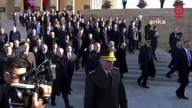 10 Kasım'da Anıtkabir'de 'Her yer Tayyip, her yer Erdoğan' sloganları attılar!