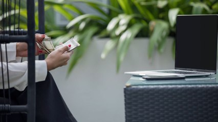 Freelancers pressured to have a certain amount of money saved for retirement