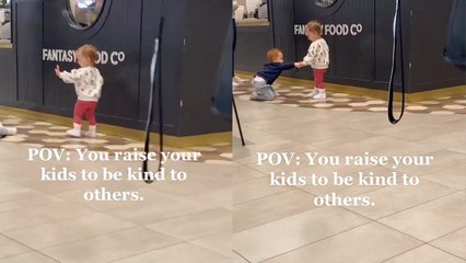 A toddler makes her mom proud with a cute little act of kindness!