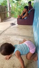 Baby learns to sit alone