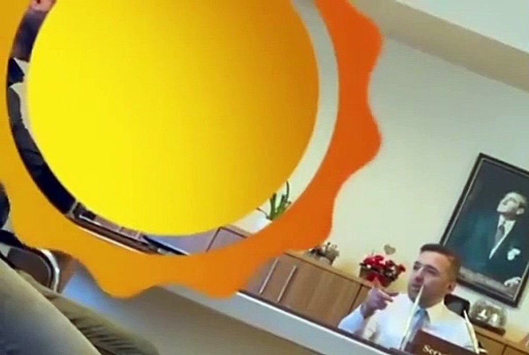 Ataşehir Belediyesi, 'rüşvet' aldığı iddia edilen müdürün işine son verdi