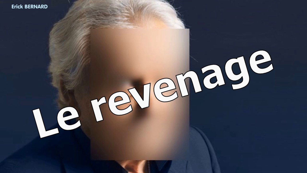 Il revient sur scène