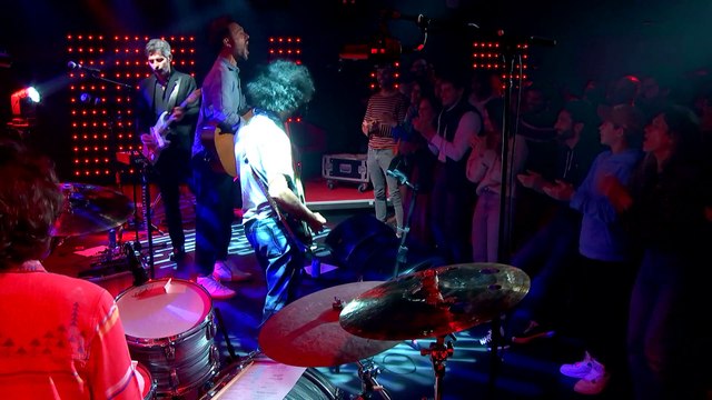 Charlie Winston interprète Like a hobo dans le Grand Studio RTL