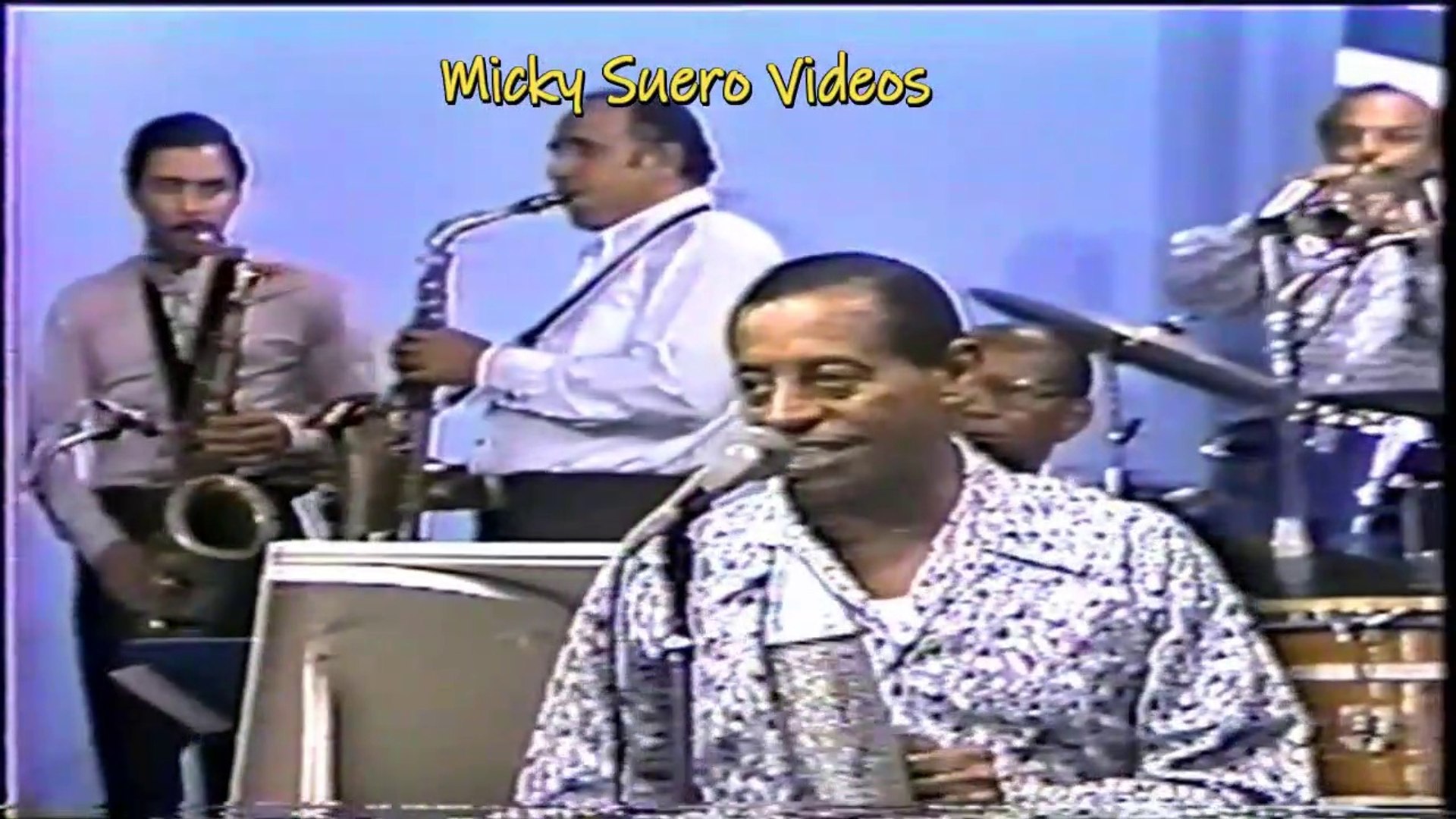 Rafael Solano y su Orq. - La Jicotea, canta Vinicio Franco - Videos del Ayer