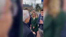 Mattarella a L'Aia saluta studenti: 