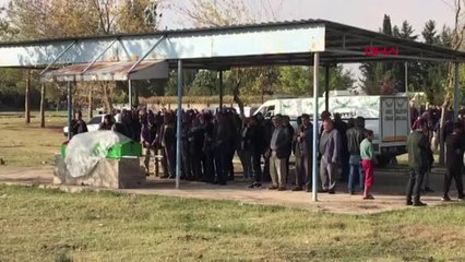 AĞACA ASILI HALDE ÖLÜ BULUNAN FİDAN SON YOLCULUĞUNA GELİNLİKLE UĞURLANDI