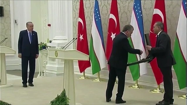 Cumhurbaşkanı Erdoğan'a Özbekistan'da Yüksek Düzeyli İmam Buhari Nişanı takdim edildi