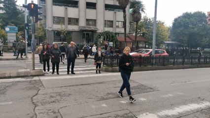 SAMSUN'DA 45 DAKİKADA IŞIK İHLALİNDEN 75 YAYAYA CEZA