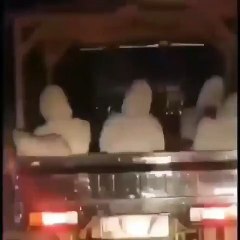 Perhatikan baik baik