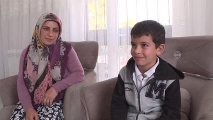 Köpeğin saldırısı sonucu yaralanan Umut'un annesi başkaları aynı acıyı yaşamasın istiyor