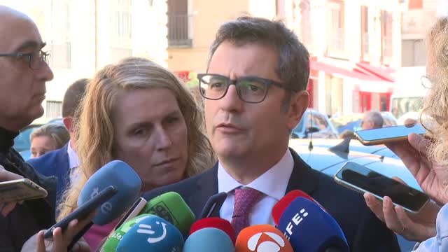 Bolaños se pregunta cómo el PP sigue abrazado a la memoria de figuras franquistas