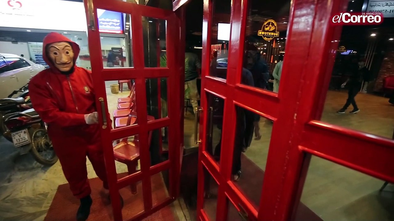 "La casa de papel" inspira un popular café en Pakistán