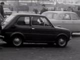 Migawki z przeszłości, Pierwszy egzemplarz Fiata 126 p na ulicach miasta (1973 r.)