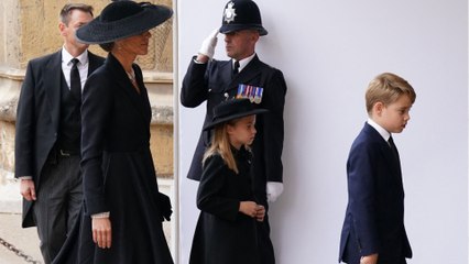 Voici - George et Charlotte : un professeur de leur ancienne école plaide coupable pour crimes sexuels sur mineurs