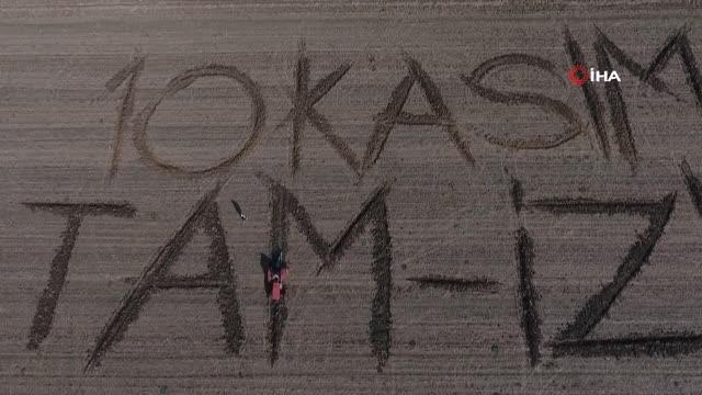 Trakya'da 10 Kasım törenlerle anıldı: Tarlaya yazılan 10 Kasım Atam İzindeyiz yazısı böyle görüntülendi