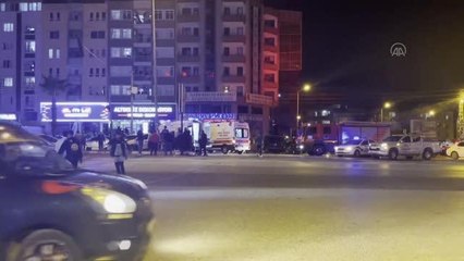 Otomobil ile hafif ticari aracın karıştığı kazada 6 kişi yaralandı