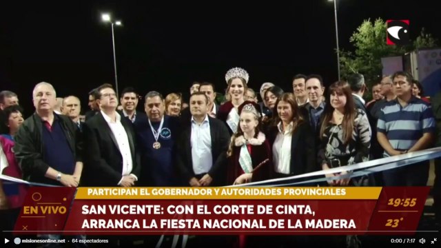San Vicente: Con el corte de cinta arranca la Fiesta nacional de la madera