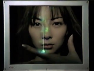 プリウスCM　伊東美咲