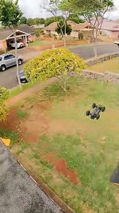 A Creative RC Car Track