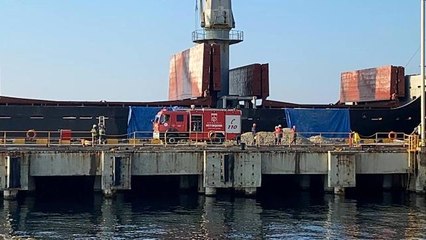 Tahliye gemisinde yangın paniği