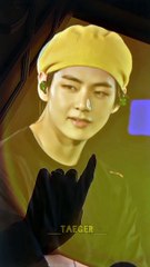 Kim Taehyung Video Status 2022 🎥 | Best BTS V Short Clips