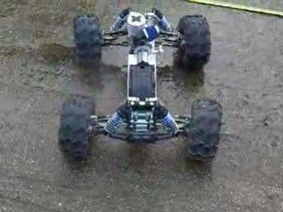 Savage ST4x4x4 avec direction Av & Ar