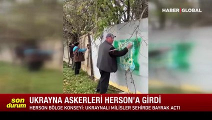 Rusya çekildi, Ukrayna Herson'a bayrağını dikti