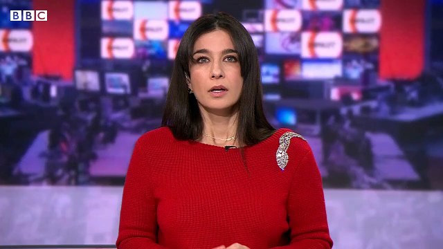 Hurricane Nicole makes landfall in Florida causing power outages - BBC News