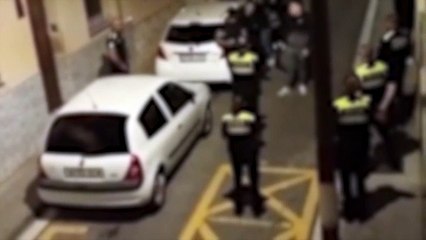 Menores de Mataró se enfrentan a un grupo de okupas