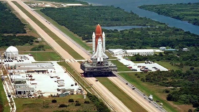 Divers Discover Massive Piece of Space Shuttle Challenger at the Bottom of the Ocean