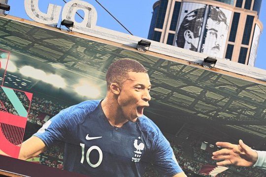 «Je ne peux pas jouer pour des gens qui pensent que je suis un singe» : Mbappé a songé arrêter les Bleus