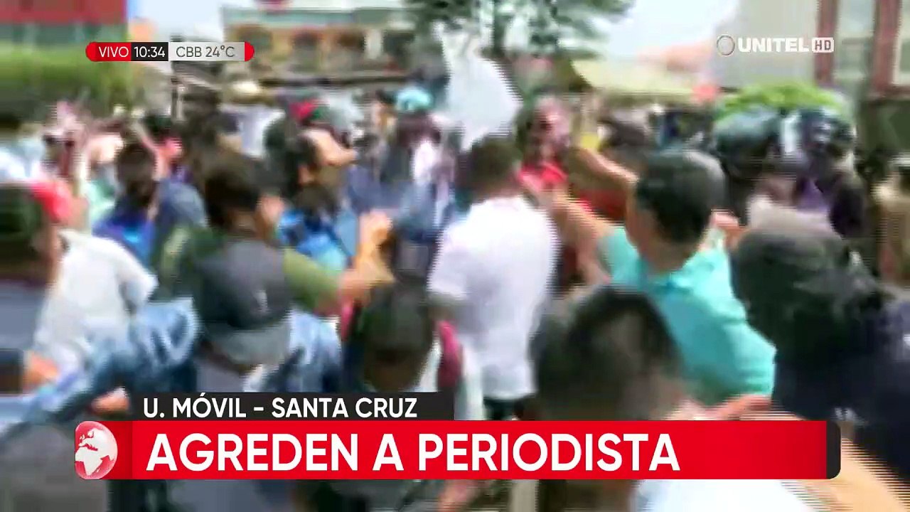 Periodista de UNITEL fue golpeado por violentos que abren marcha contra el paro