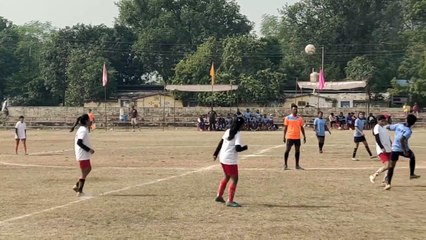 video 12 टीमों के बीच हुए मुकाबाले में उज्जैन को हराकर शहडोल हुई विजय