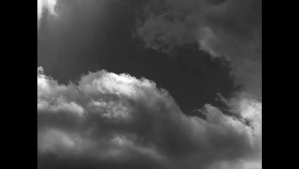 Sobre las nubes - Clip 2