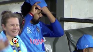 Rahul Dravid's heart winning gesture for Rohit Sharma When he was sad in Dug out after lost vs Eng