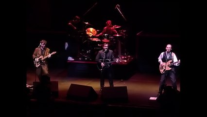 Squeeze - Annie Get Your Gun (Live At The Regal Theatre, Hitchin, UK / 1982)