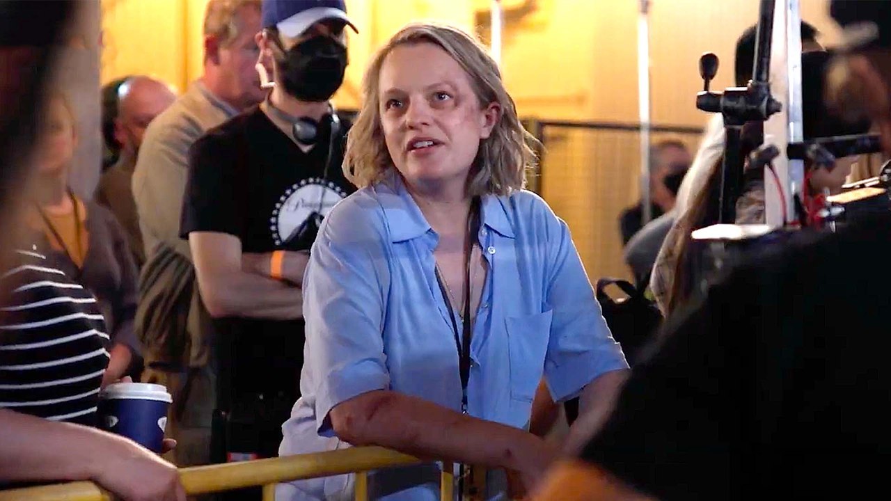 Go Inside The Handmaid's Tale Season 5 Finale with Elisabeth Moss