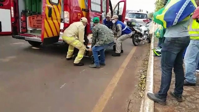 Motociclista fica ferido após acidente de trânsito em frente ao Ciro Nardi