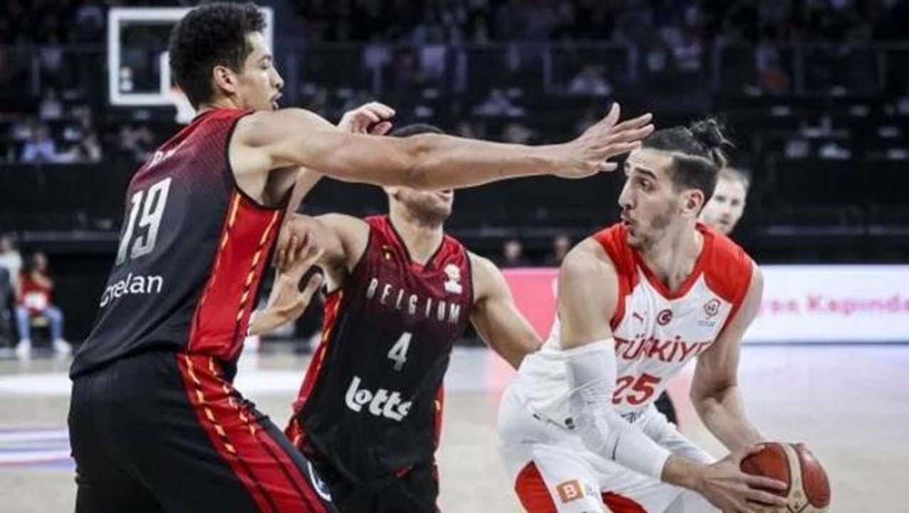 Dünya Kupası yolunda fark attık! A Milli Erkek Basketbol Takımı, Belçika'yı çok rahat geçti