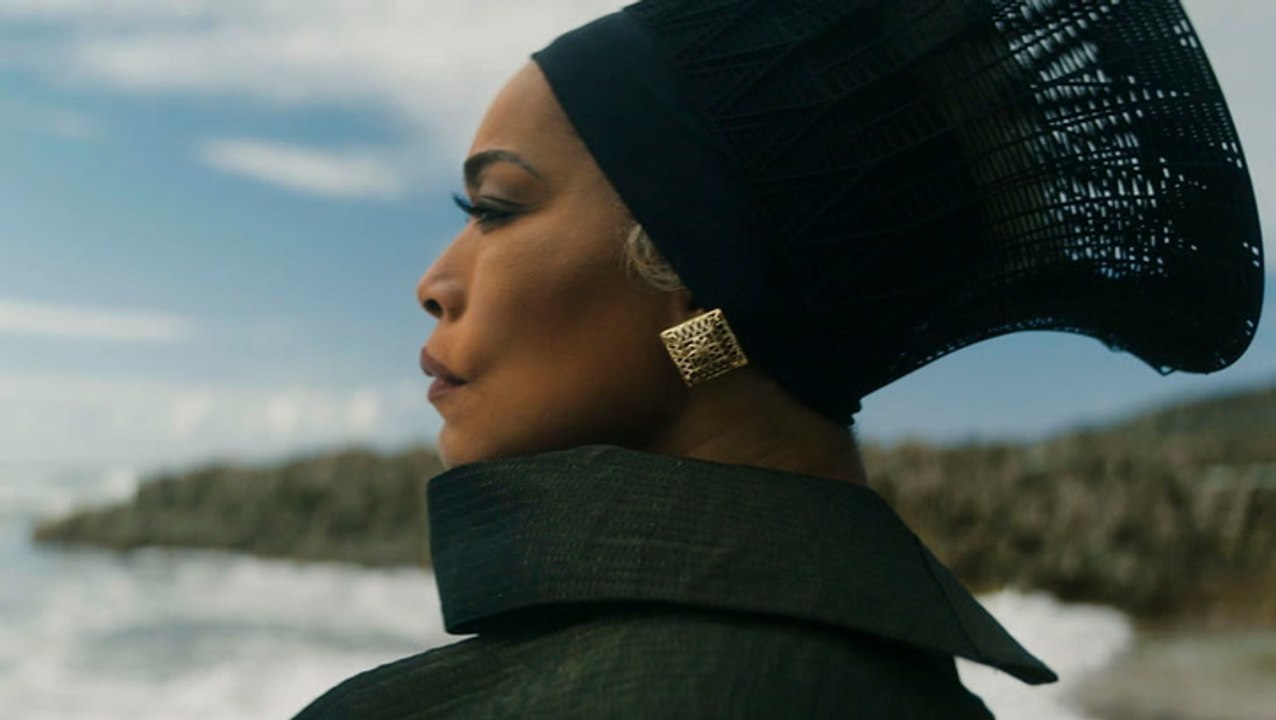 ‘Black Panther: Wakanda Forever’ Roars to $28M in Thursday Box Office Previews | THR News