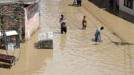 Habitantes de Juanchito relatan su drama luego de las inundaciones que afectan sus casas