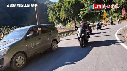 台7線便道搶通 受困明池山莊44車輛午後全數撤離（公路總局四工處提供）