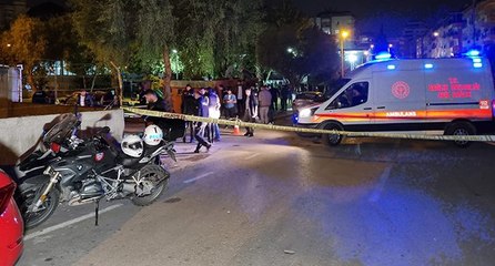 Otomobille yanına yaklaşıp, ateş açıp öldürdüler