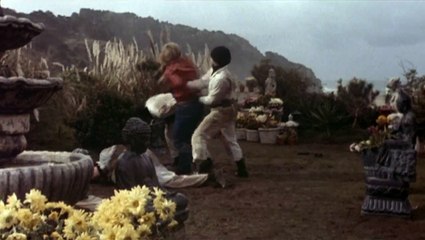 Dent pour dent Bande-annonce (EN)