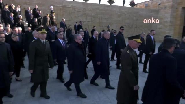 Atatürkçü Düşünce Derneği'nden; Anıtkabir'deki Her Yer Tayyip, Her Yer Erdoğan Sloganına Suç Duyurusu