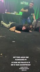 Equipe de Nattanzinho se protege dos tiros no camarim do cantor