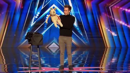 Jack Williams Surprises Judges With Amazing Ventriloquism _