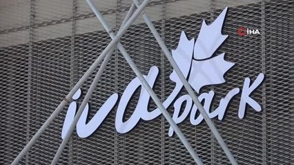 Sivas'ta AVM'de düzenlenen imza günü yoğun ilgi gördü