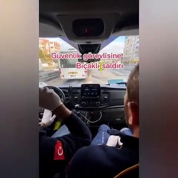 Ambulans böyle metrobüs yoluna girdi, nefes kesen o anlar