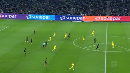 Back-to-back defeats for Dortmund ahead of World Cup break